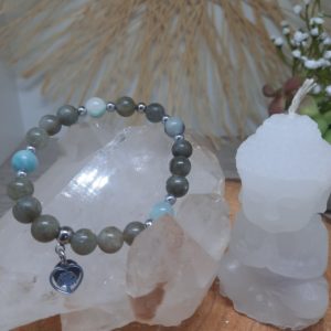 Bracelet en pierres naturelles.